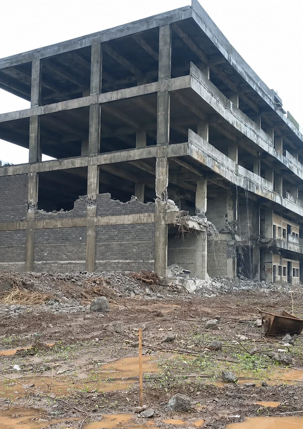 Commercial demolition project in Indira Nagar Lucknow
