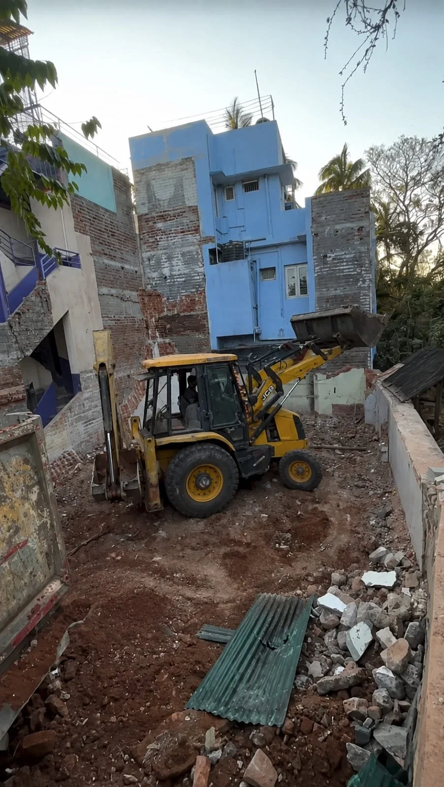 Debris removal and site clearance in Lucknow