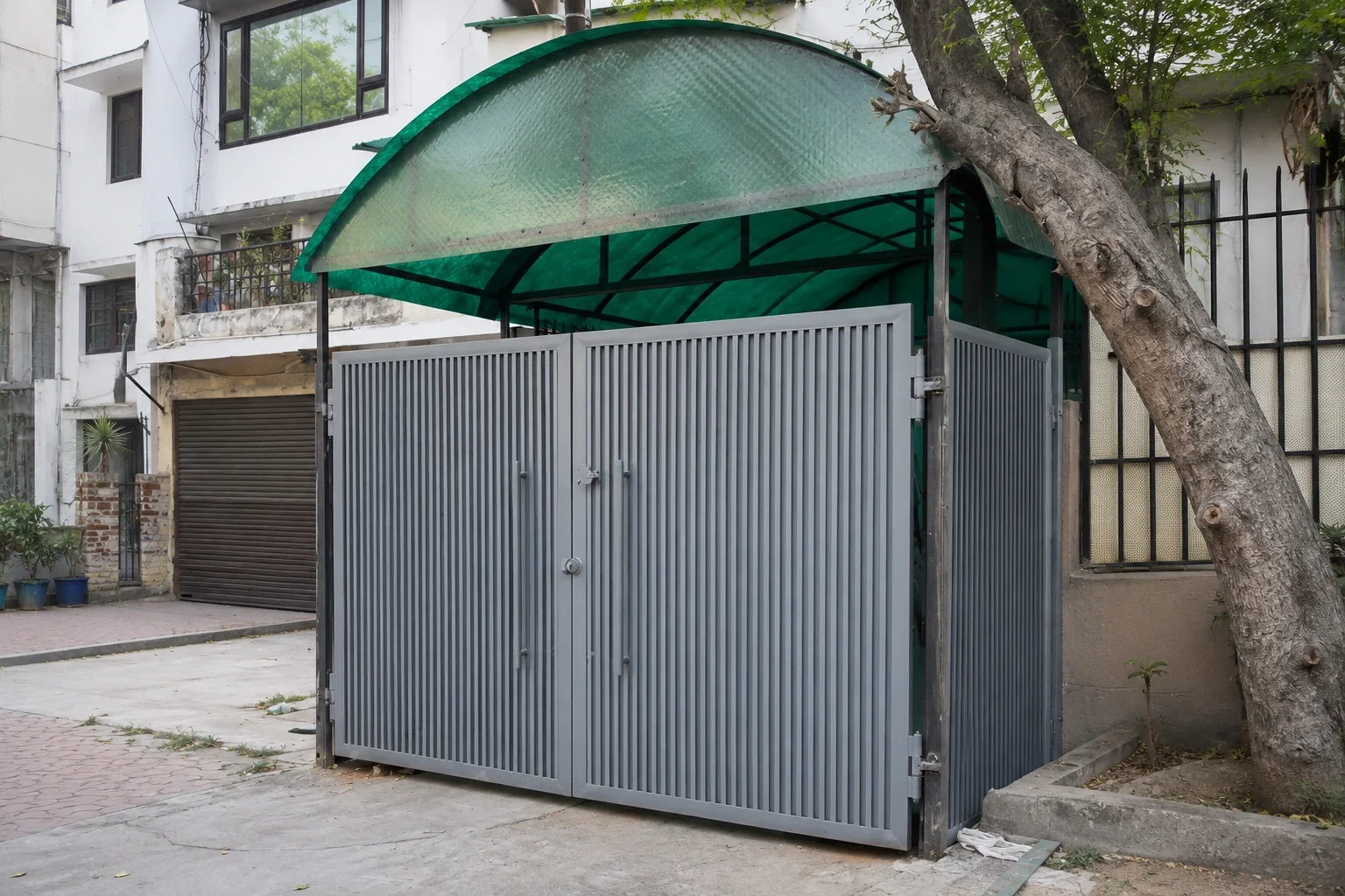 Professional boundary wall gate after optimization in Lucknow