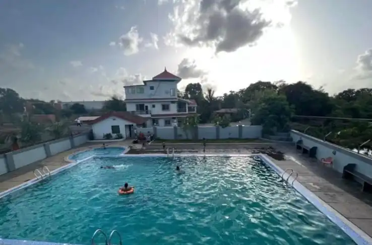 Artificial waterfall construction project Lucknow