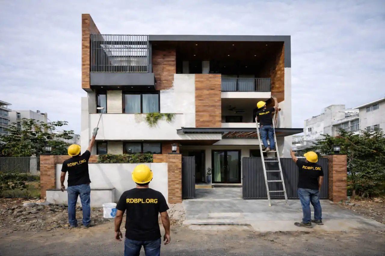 Modern villa elevation design service in Lucknow for residential construction